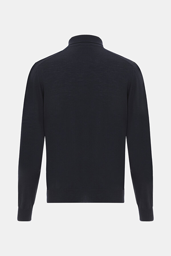 KNITWEAR 2
