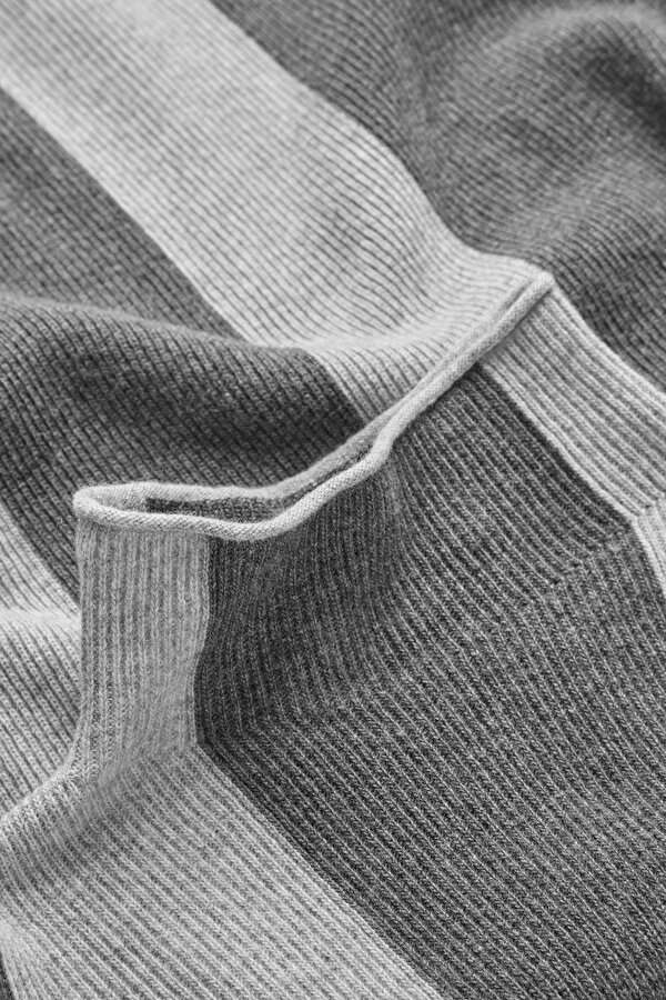 LIGHT GREY JERSEY 7