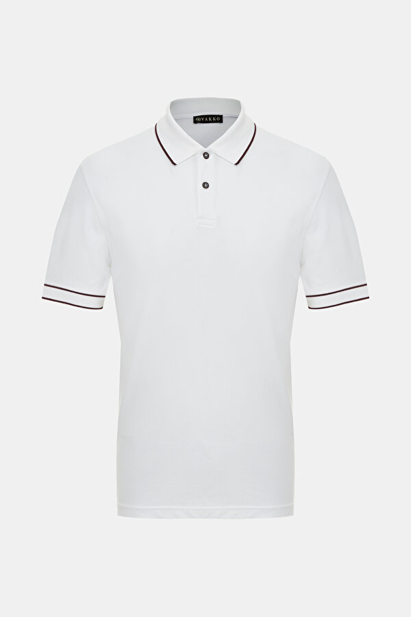 WHITE T-SHIRT