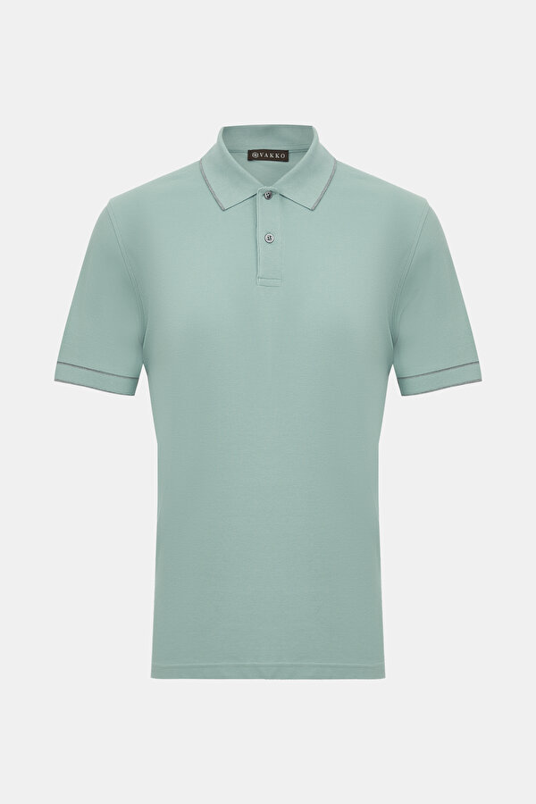 GREEN T-SHIRT