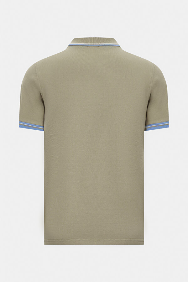 BEIGE T-SHIRT 2