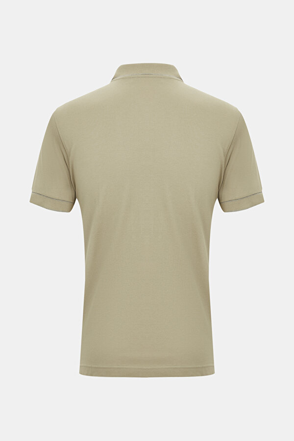BEIGE T-SHIRT 2
