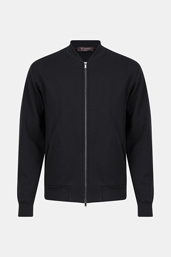 BLACK SWEATSHIRT