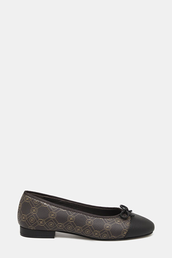 BLACK FLAT SHOES