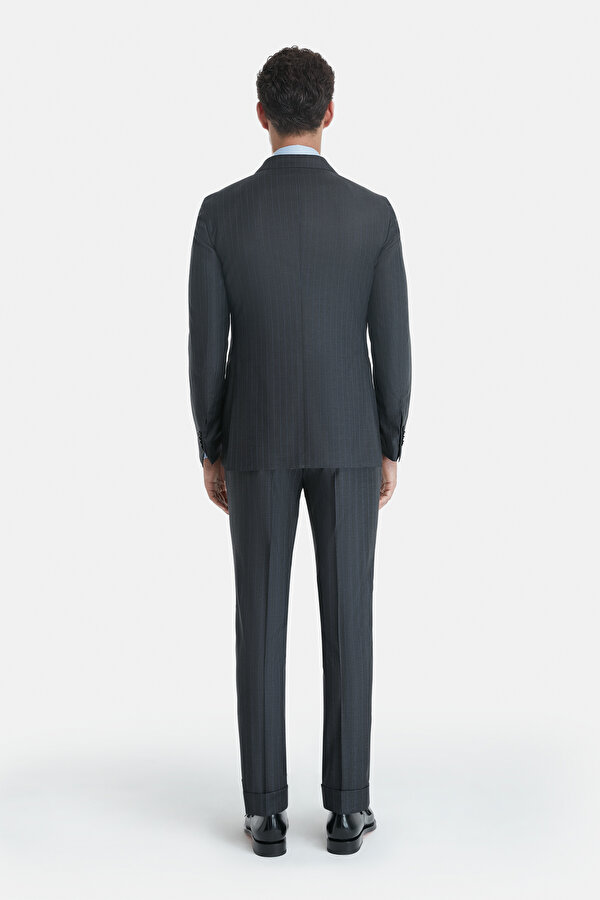 SMOKED SURPLICE NECKLINE (CROSS-OVER NECKLINE) WOOL/CASHMERE SUIT 2