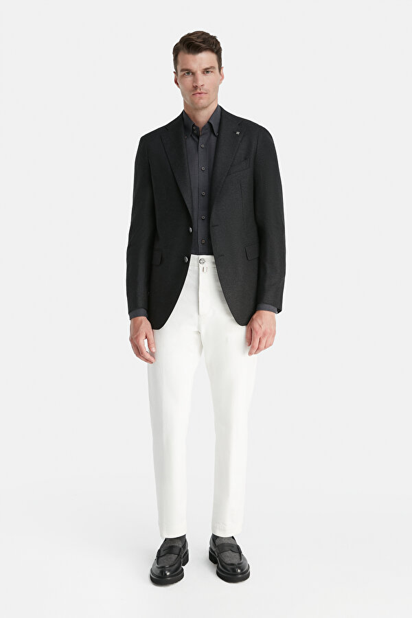 BLACK JACKET