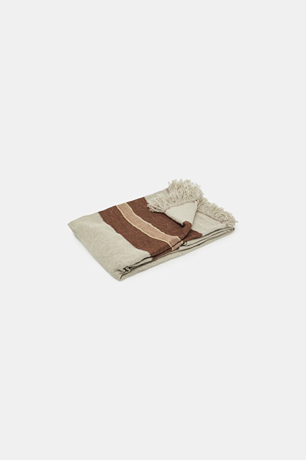 TABLECLOTH 2