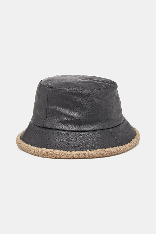 HAT 2