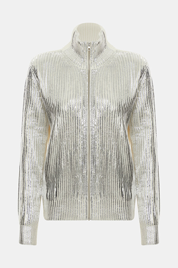 KNITWEAR