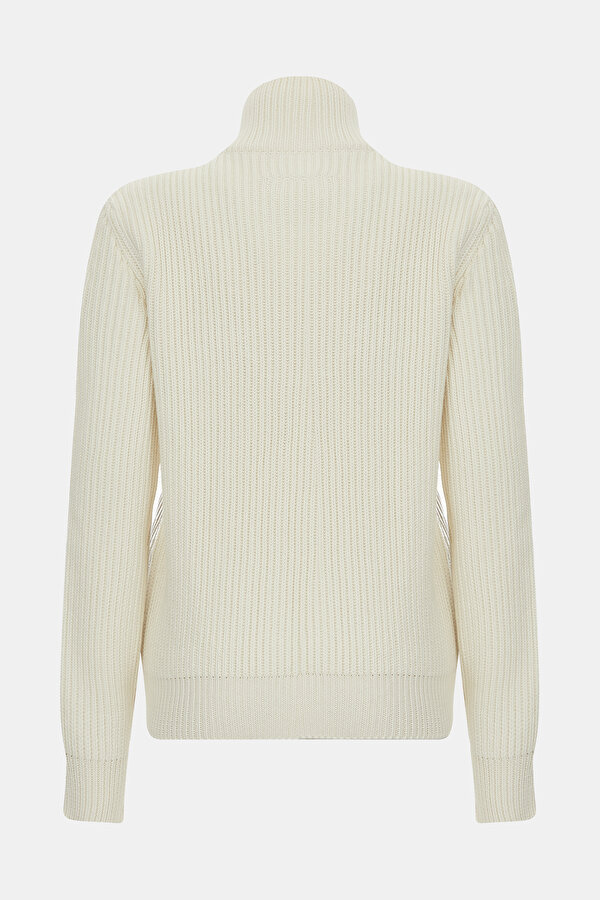 KNITWEAR 2
