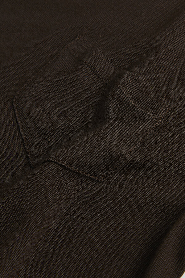 BROWN JERSEY 7