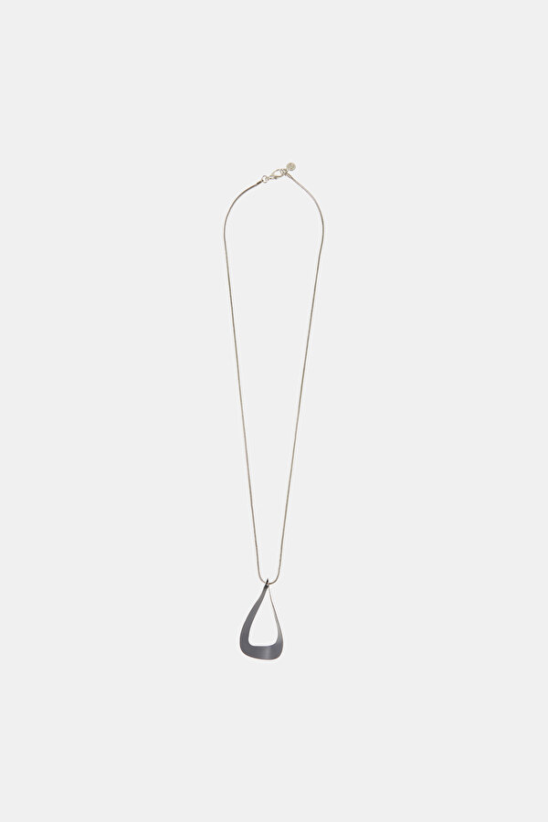 SILVER NECKLACE