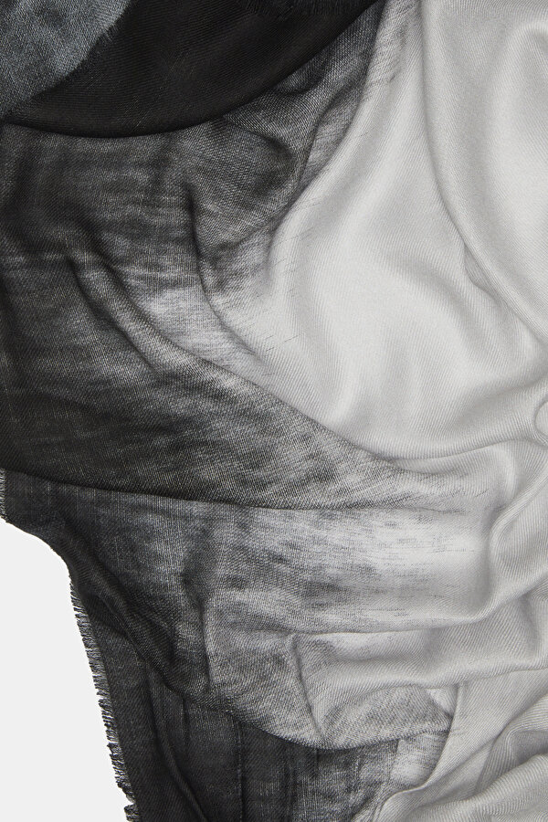 GREY DESIGN FILLED MODAL SHAWL 2