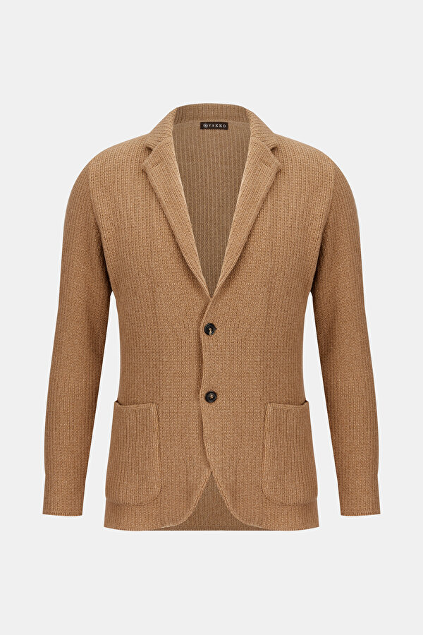 BEIGE JACKET