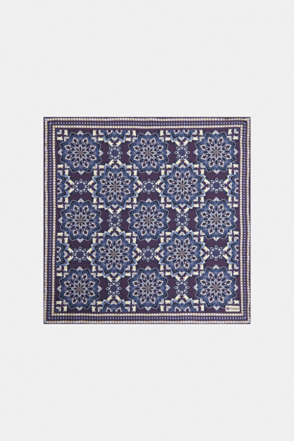 HANDKERCHIEF