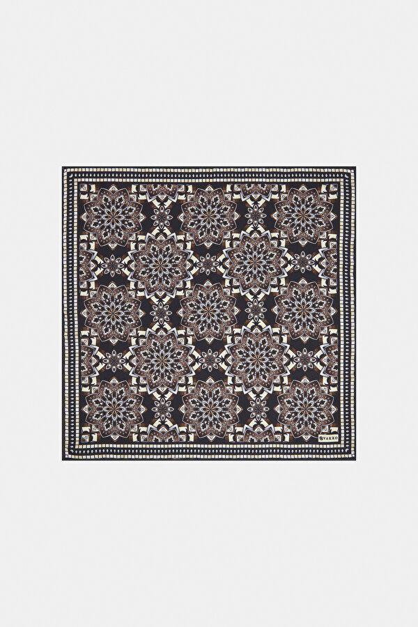 HANDKERCHIEF