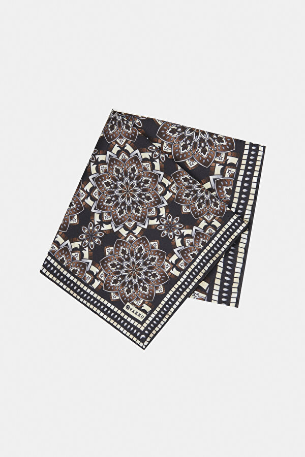 HANDKERCHIEF 2