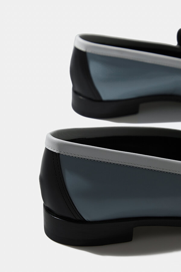 BLACK LEATHER SHOE 6