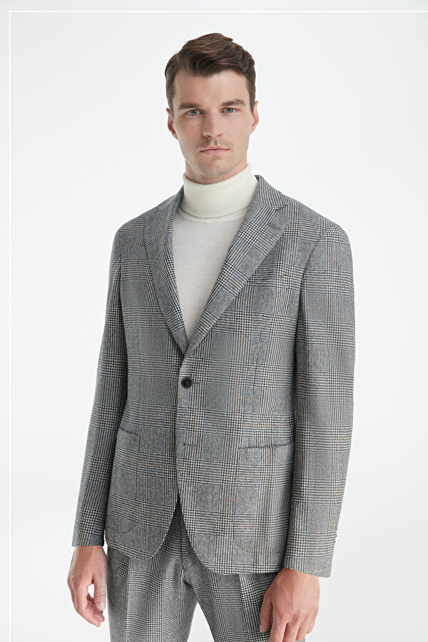 TAN WOOL SUIT