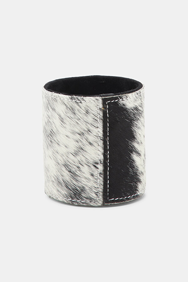 PEN HOLDER