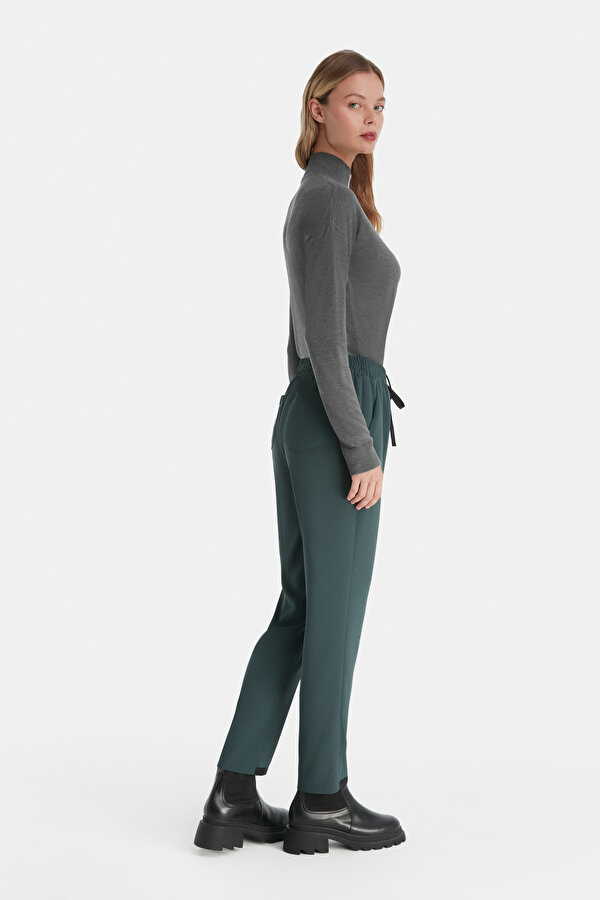 OIL GREEN STRAIGHT CUT TROUSERS 2