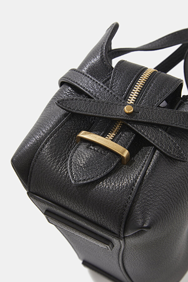 BLACK BAG 6