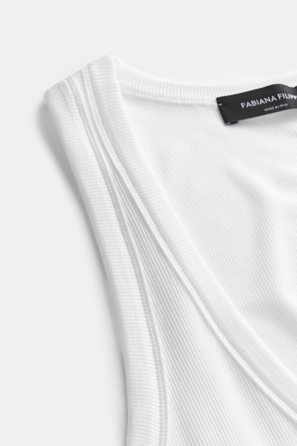 BEYAZ KOLSUZ T-SHIRT 6