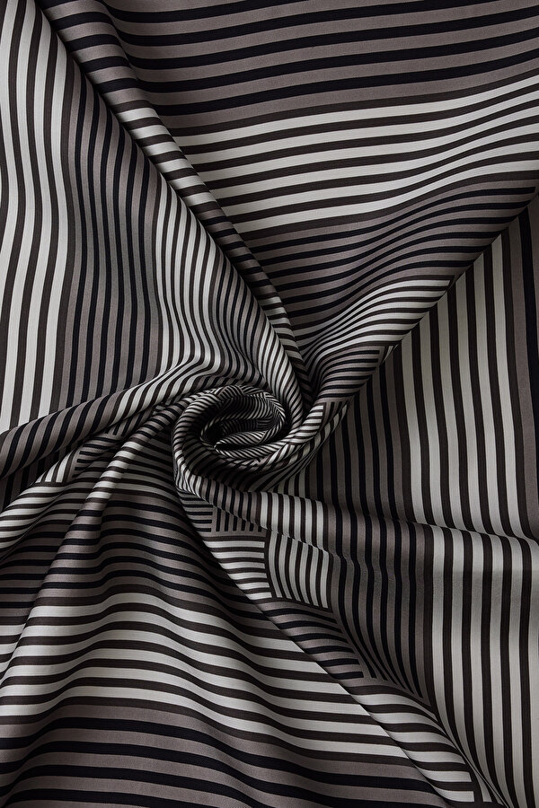 GRİ SİYAH GEOMETRİK DESENLİ TWILL EŞARP 2
