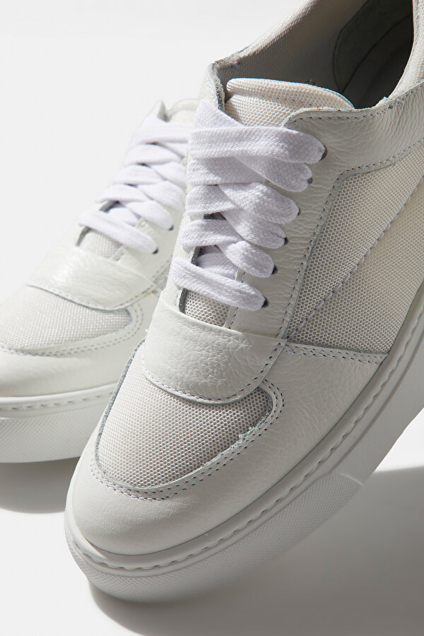 WHITE SUEDE SNEAKER 6