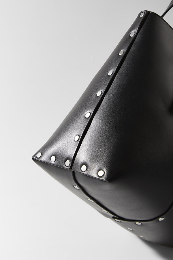 BLACK BAG 6