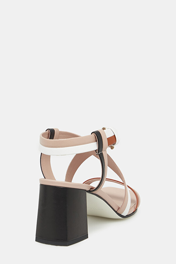 WHITE LEATHER SHOE 2