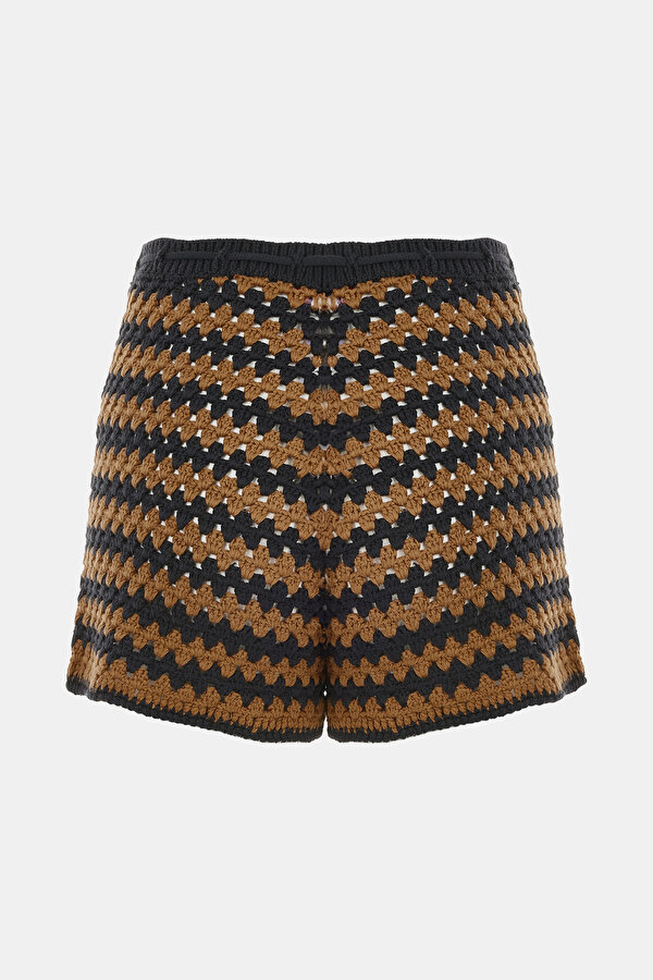 SHORT 2