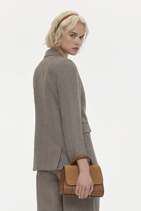 BEIGE JACKET 2