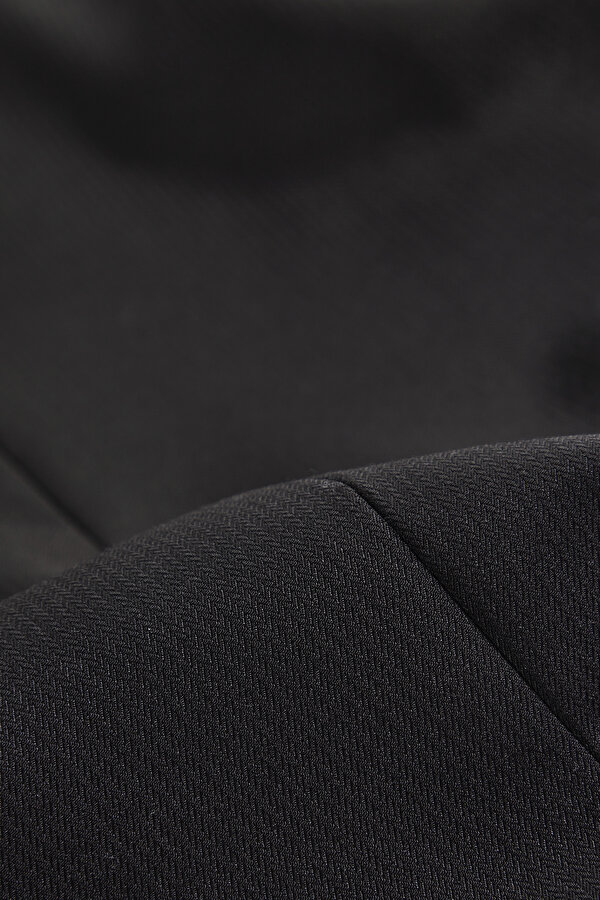 JACKET 6