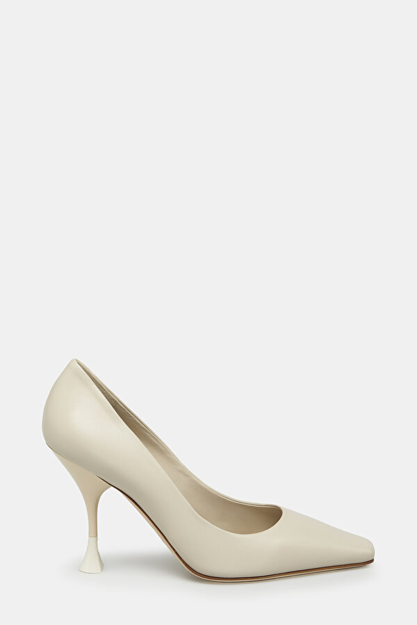 BEIGE LEATHER SHOE