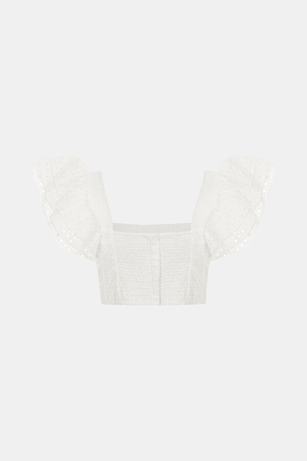 WHITE SQUARE SLEEVELESS BLOUSE 6