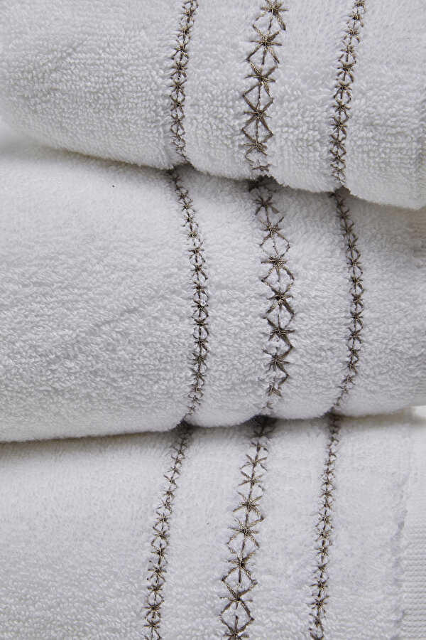 TOWEL 6