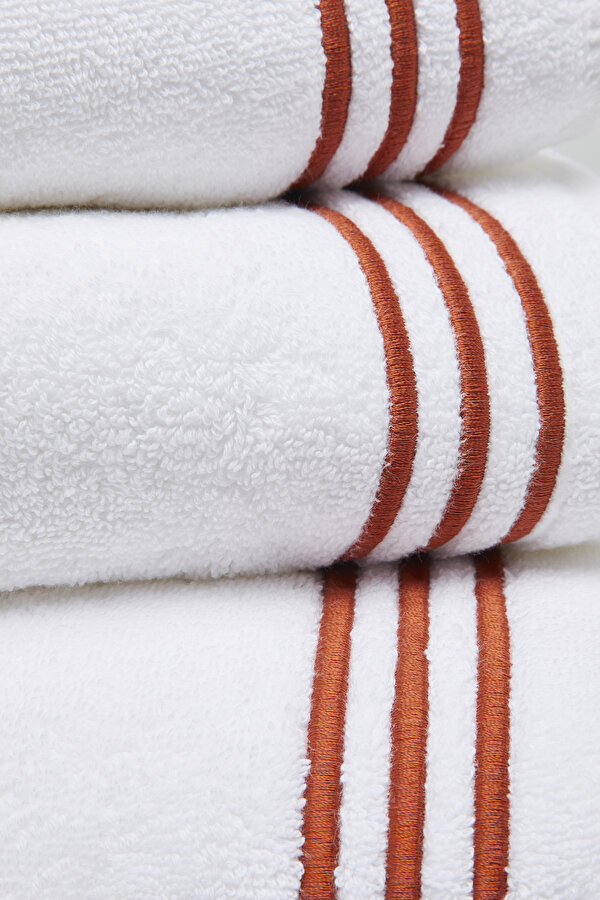 TOWEL 6
