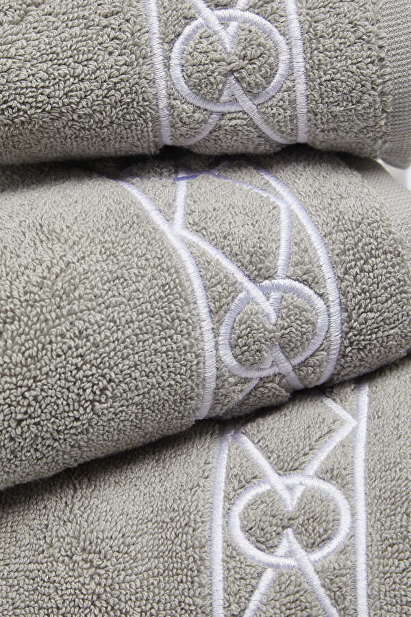 TOWEL 6