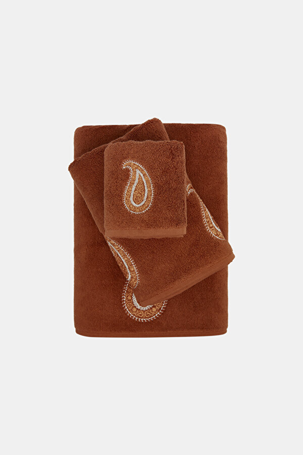 TOWEL 2