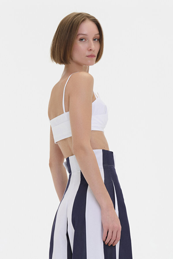 WHITE V NECK SLEEVELESS SUSPENDER BLOUSE 2