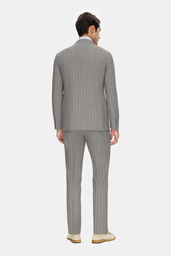 LIGHT GREY WOOL SUIT 2