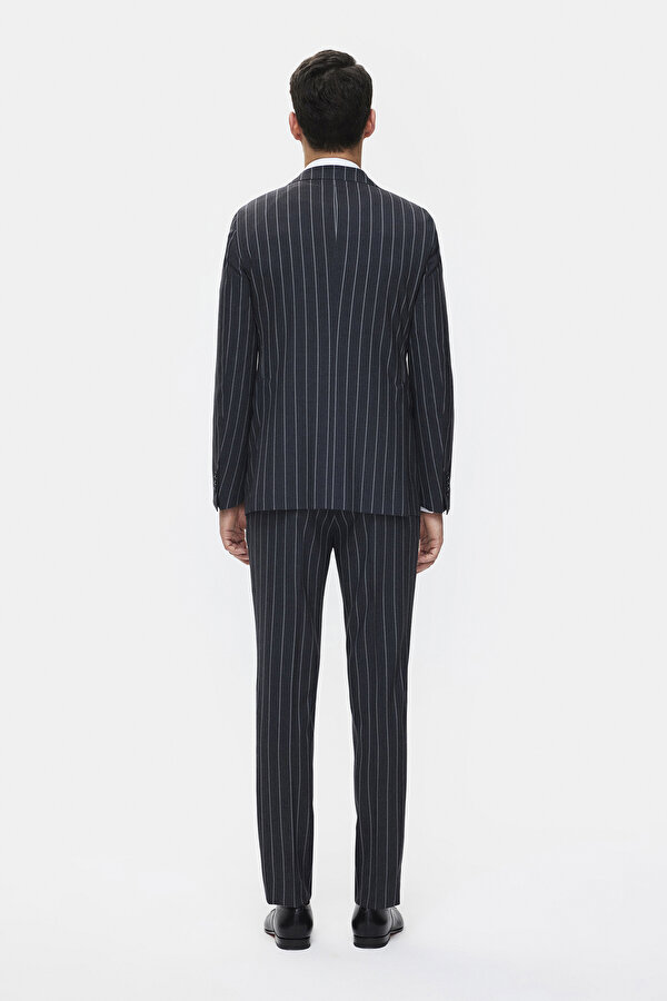 NAVY BLUE WOOL SUIT 2