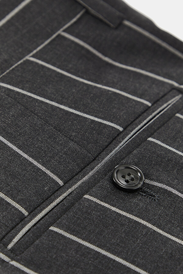 NAVY BLUE WOOL SUIT 12