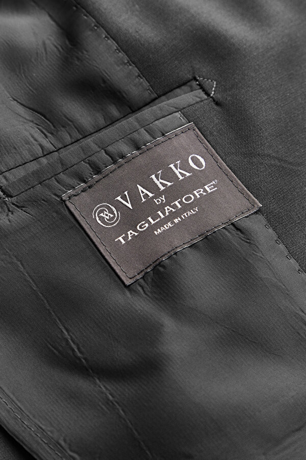 BLACK WOOL SUIT 12