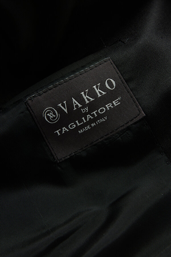 BLACK WOOL/SILK SUIT 6