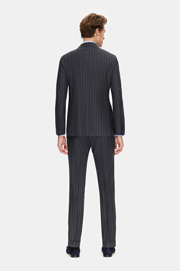 DARK GREY WOOL SUIT 2