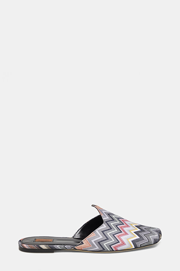 RED DESIGN FILLED SLIPPER