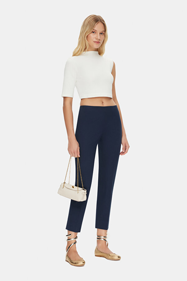 NAVY BLUE SKINNY LEG TROUSERS