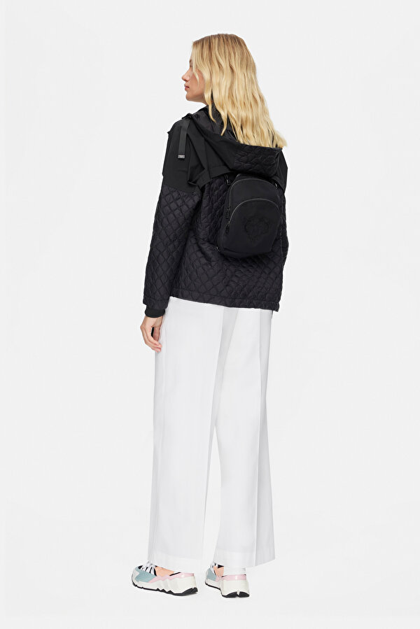 BLACK COAT 2
